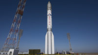 proton_rocket_moved_into_vertical_position.jpg