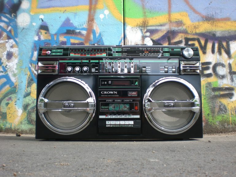ghettoblaster-radio-recorder-boombox-old-school-159613.jpeg