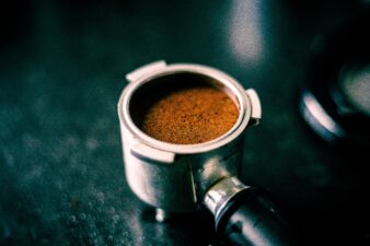 Hea kohvi valmistamiseks ei piisa vaid headest ubadest. (C) Foto: Unsplash